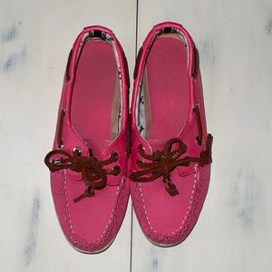 Women’s Hilfiger boat shoes